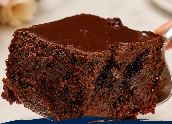 KOLAČ koji obara sve rekorde: Ovo je trenutno najpopularniji desert!